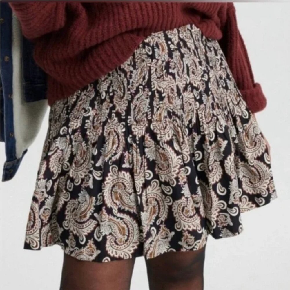 ANTHROPOLOGIE paisley print Eula pintucked mini skirt